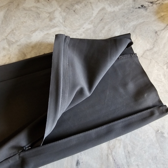 Athleta Gray Stellar Trouser Sz. 6 - Picture 9 of 10
